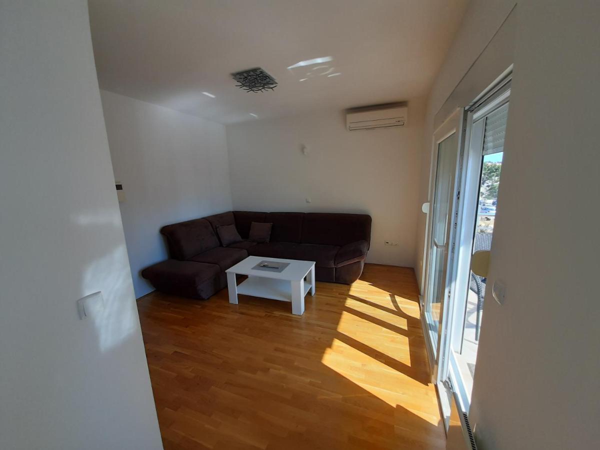 Apartman U Centru Makarske 马卡尔斯卡 外观 照片