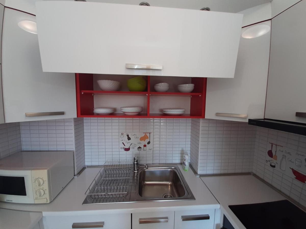 Apartman U Centru Makarske 马卡尔斯卡 外观 照片